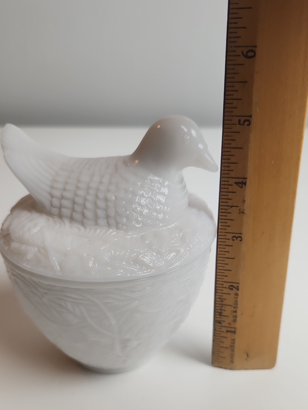 Vintage 70s Avon Milk Glass Nesting Dove Trinket Candy Dish With Lid - Picture 8 of 8